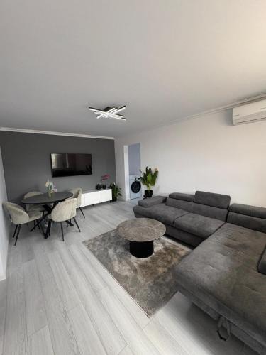 Piatra Neamt Apartment | Sarah Apartments