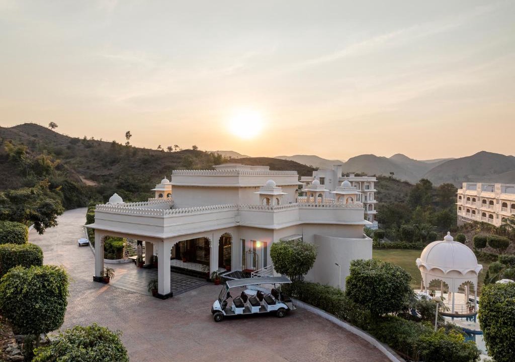 Udaipur Hotel | Sayaji Resorts & Spa Udaipur