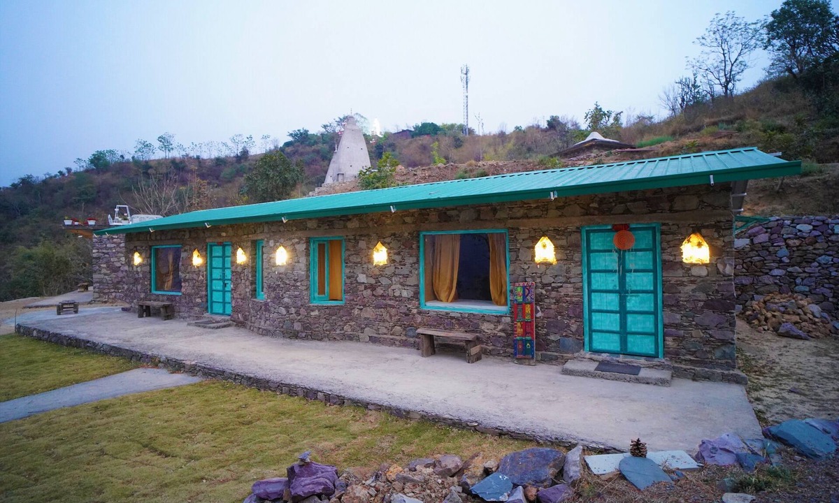 Dehradun House | Scenic & Beautiful Cottages for self awareness, nature and healing. (Room 4)