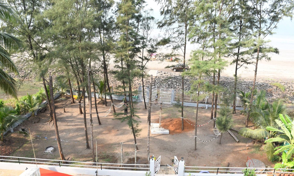 Murud-Harnai Hotel | Sea Princess Beach Resort