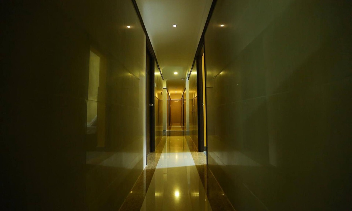 Mylapore Tiruvallikk Hotel | Season 4 Residences - Thiruvanmiyur