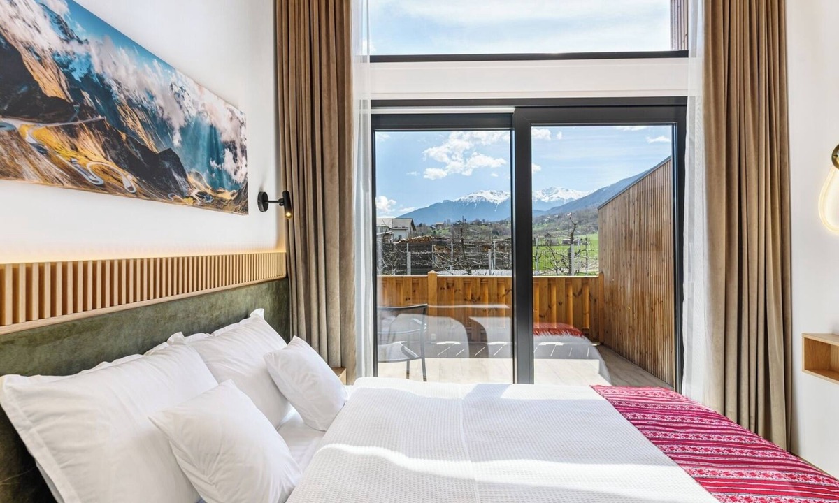 Zarnesti Cabin | Selva Cabin 3 — The Mountain Base