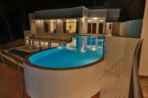 Quilandi Cabin | Serene Aqua Hills
