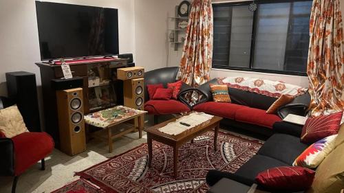 Kondhwa House | Serene Living