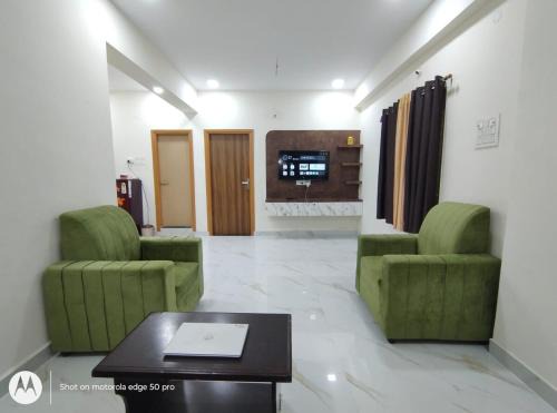 Madhapur Apartment | Seven Hills Apartment by Charter Stays