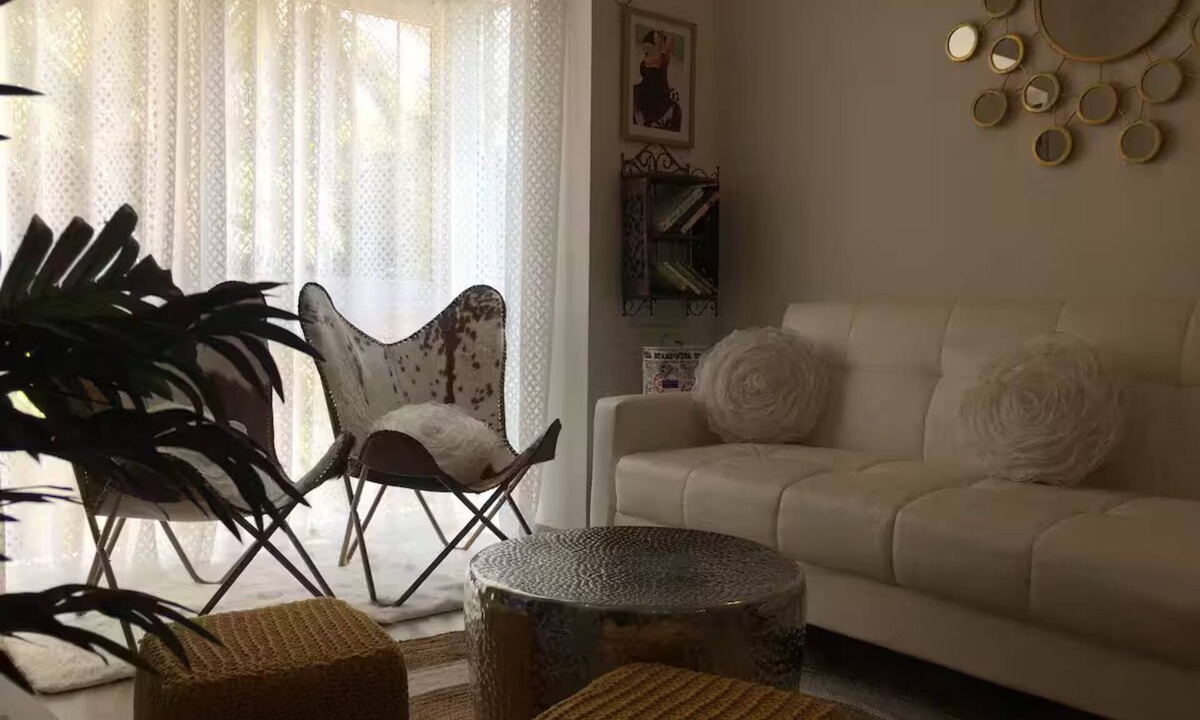 Kudal Apartment | Shalom 2 :Luxe1Bhk/5mins drive to Thalassa/Pool