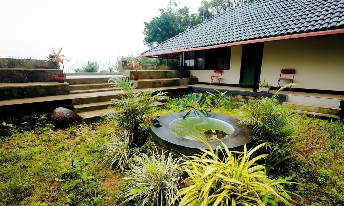 Kumaralli Hotel | Shambhala Hilltop Homestay Coorg