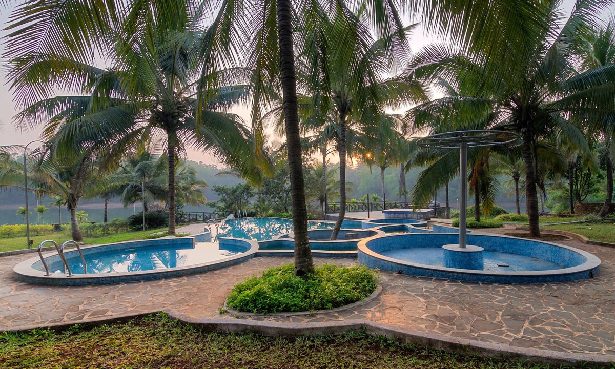 Guhagar Hotel | Shantai by the lake