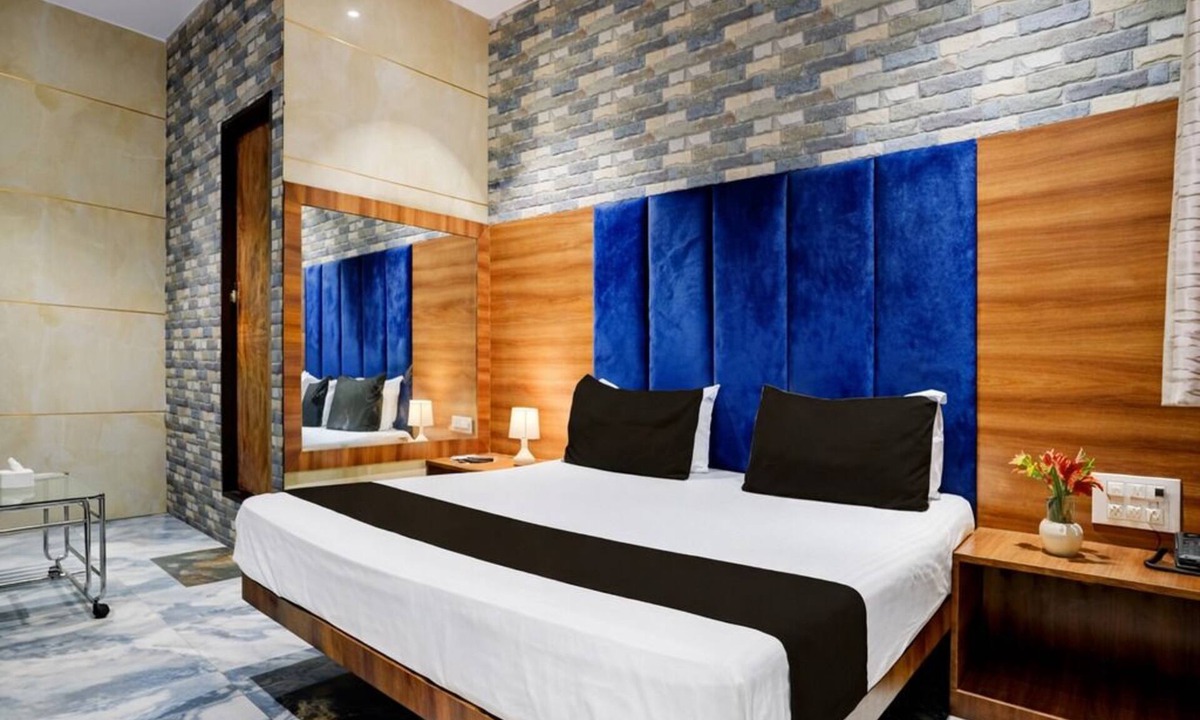 Vasai Hotel | Shiv Sai Residency Lodging & Boarding