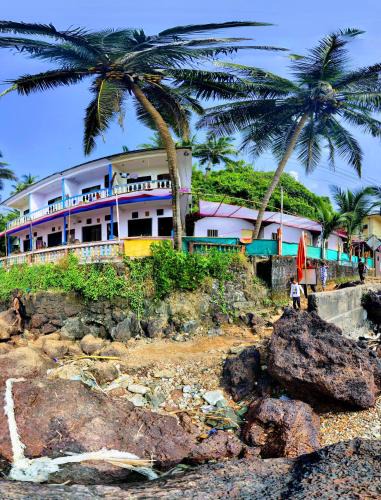 Paliyem House | Shree Sai Beach Stay