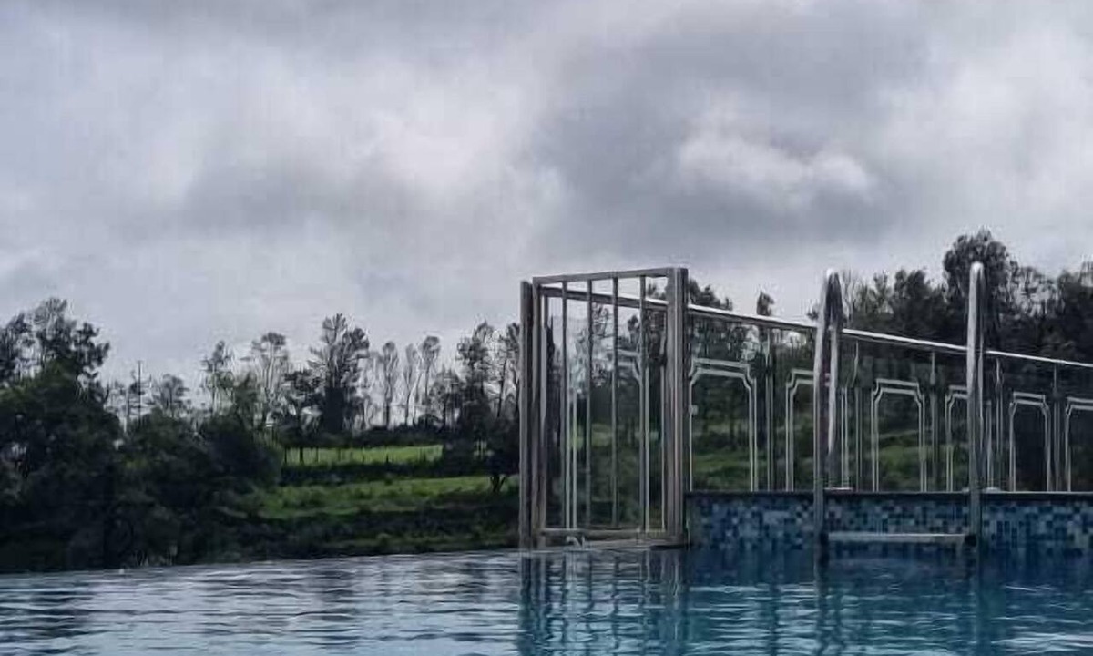 Wai Hotel | Shreejee Villa