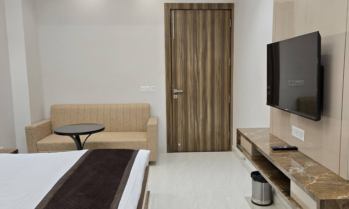Muzaffarnagar Hotel | Shri Sangam Hotel