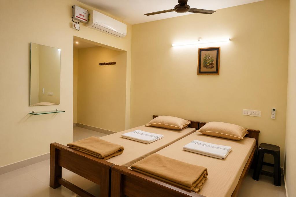 Hubli House | Shubham Suites & Party Hall