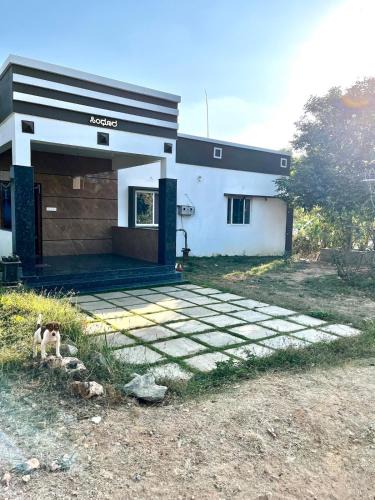 Manchanabele Villa | Sindoora Greens Private Farmhouse with Pool