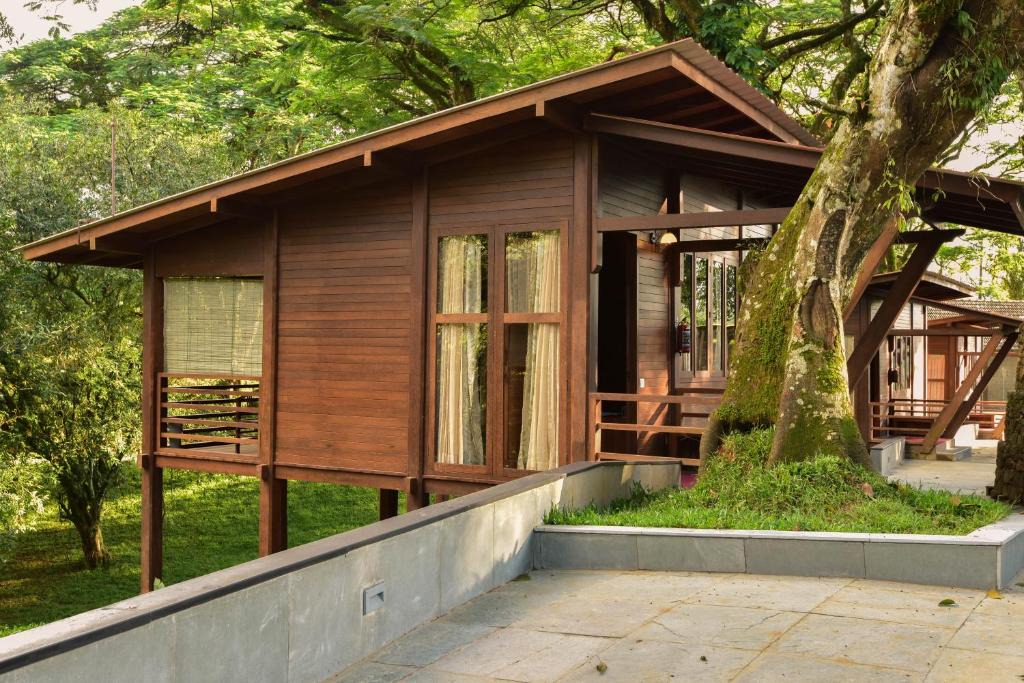 Valparai Villa | Sirukundra Garden Bungalow