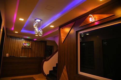 Tiruchengode Hotel | Sivamurugan residency