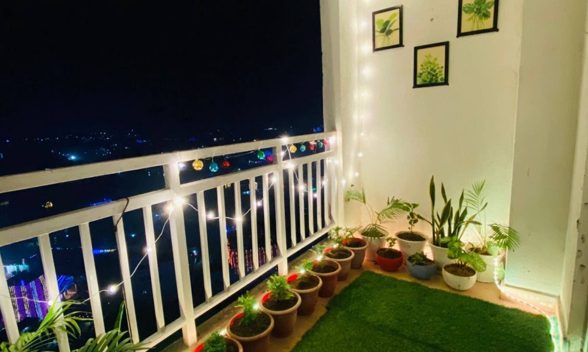 Dhanbad Apartment | Skyline Serenity: Luxury Flat with Private Balcony