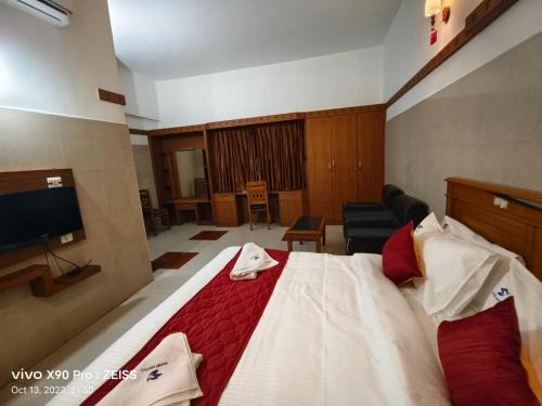 Ram Nagar Hotel | Skyry Hotels Gandhipuram