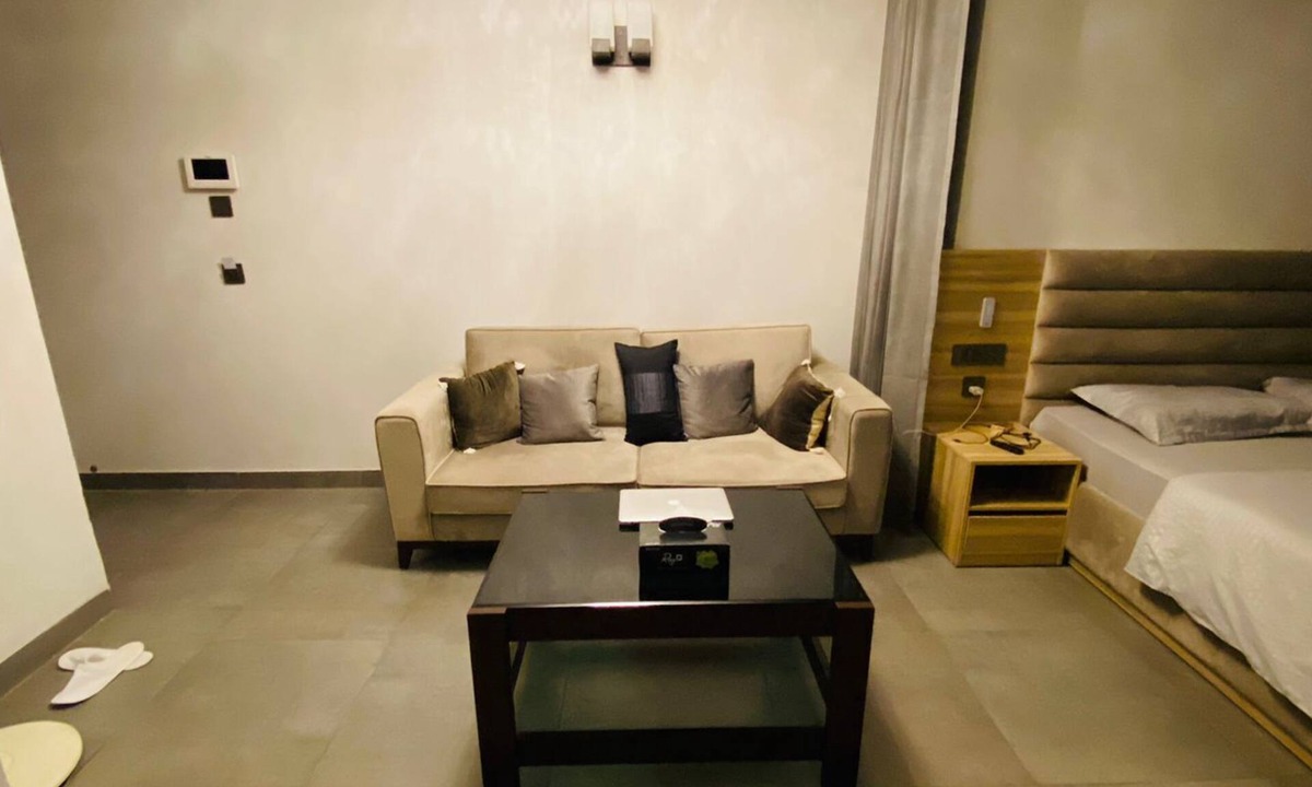 Sector 18 Apartment | Smart studio apartment