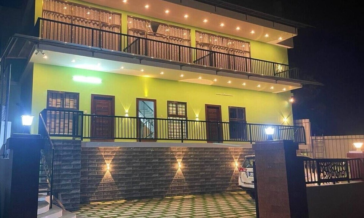 Santhanpara Apartment | Snowy Hills Santhanpara @ Idukki -A Home With Revelations Is Found In Foggy.
