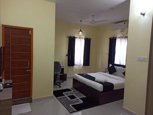 Thigalarapalya House | Soma Peaceside accommodation services