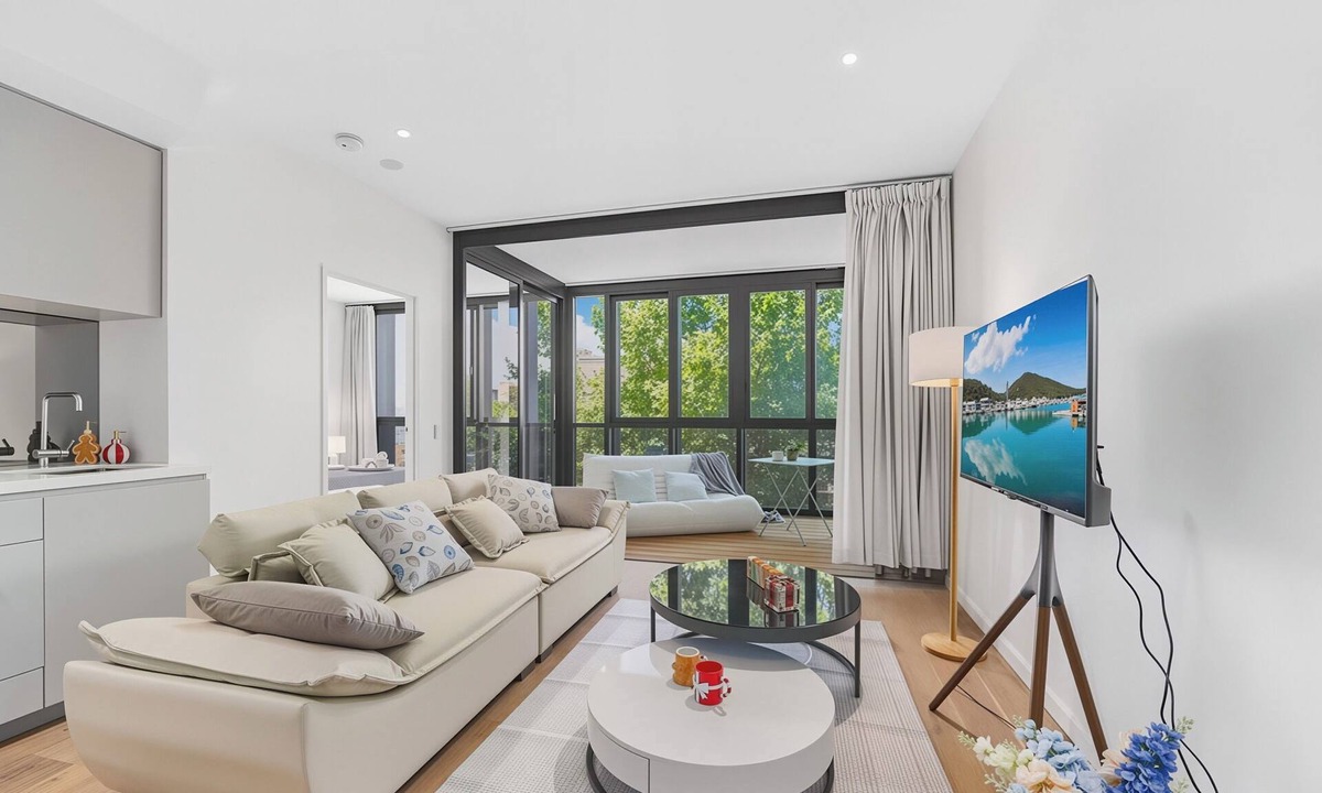 St. Leonards Apartment | Sophisticated Urban Living 2BR Near Metro+Parking