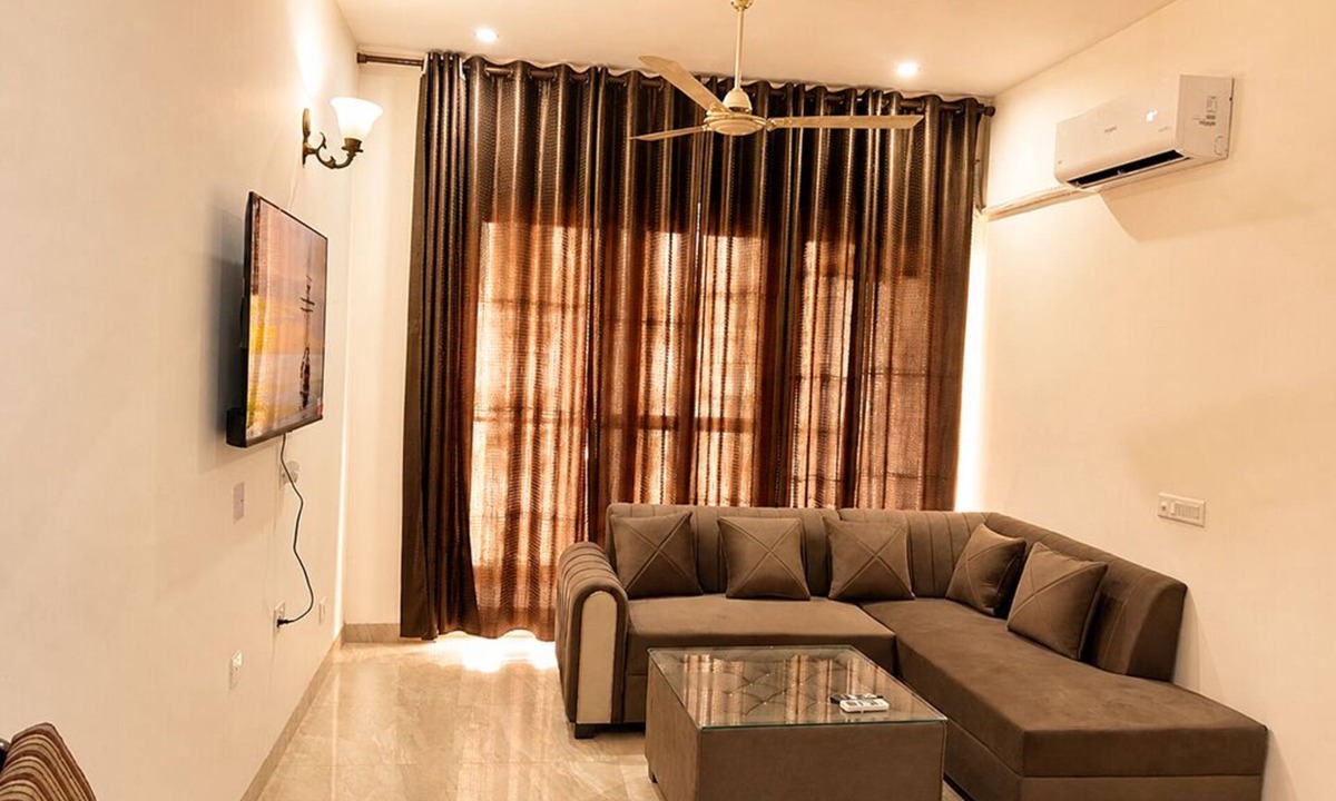 Chandigarh Apartment | Spacious 2-bedroom Apartment With Full Access