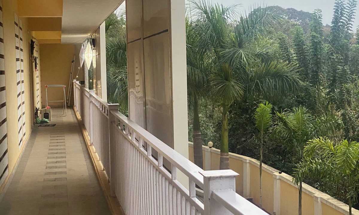 Palolem Apartment | Spacious 2BHK Mountain View | Near Palolem Beach