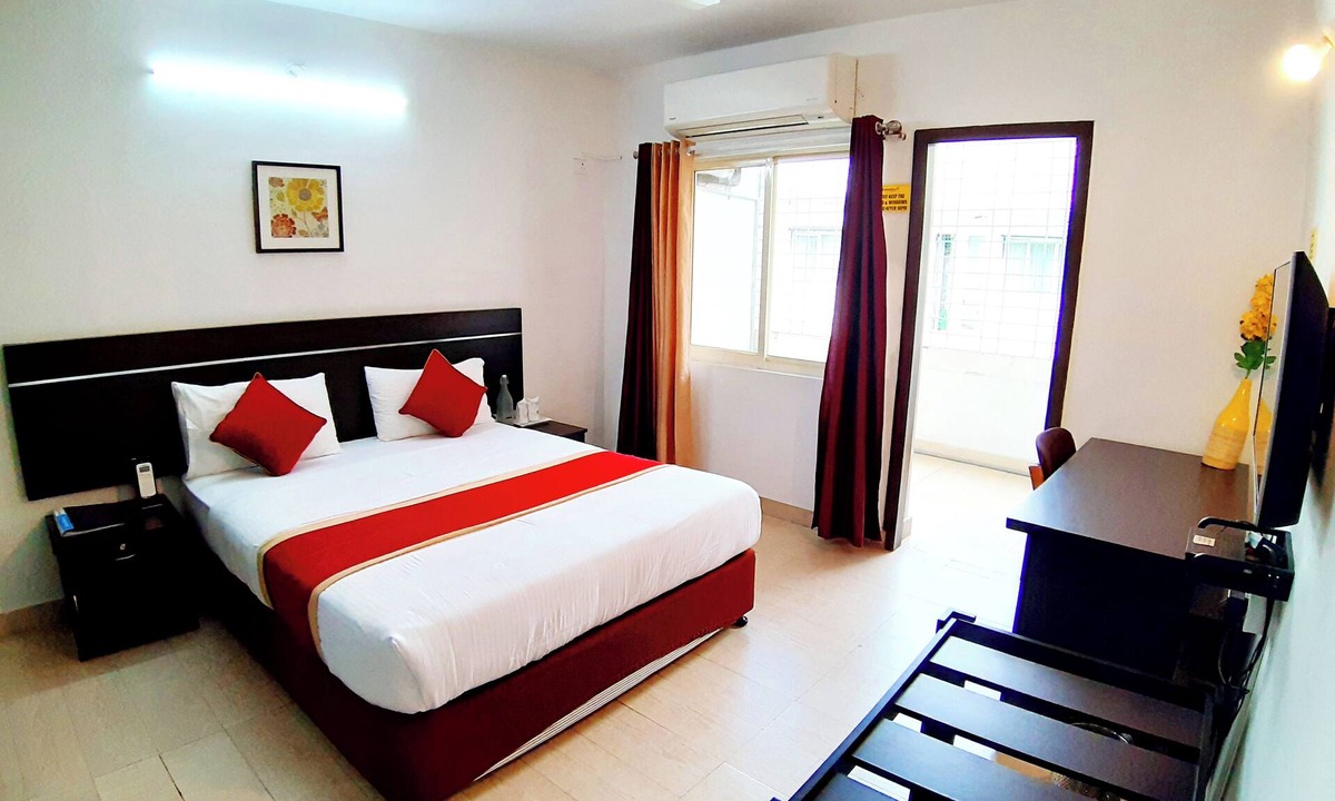 Shanthala Nagar Apartment | Spacious 4 Bedroom Duplex Penthouse in Central Bangalore - Fully Serviced
