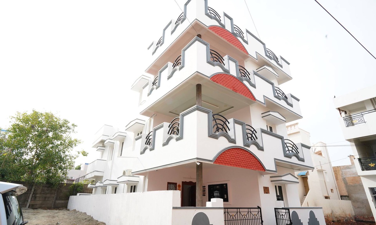 Annamalai Nagar House | Spacious 5-bedroom house in charming Puducherry with AC, WiFi