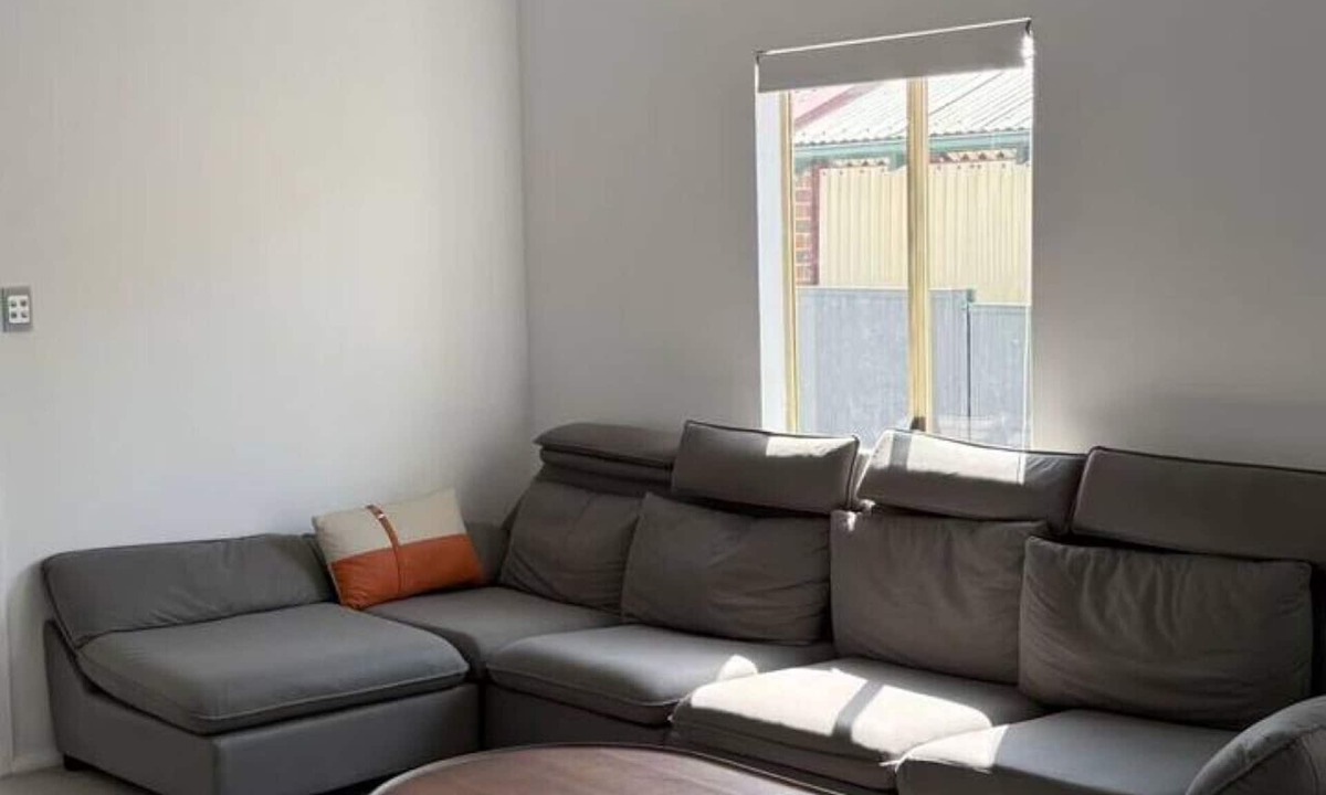 Kingsgrove House | Spacious 5BR Family Haven in Kingsgrove for 12ppl