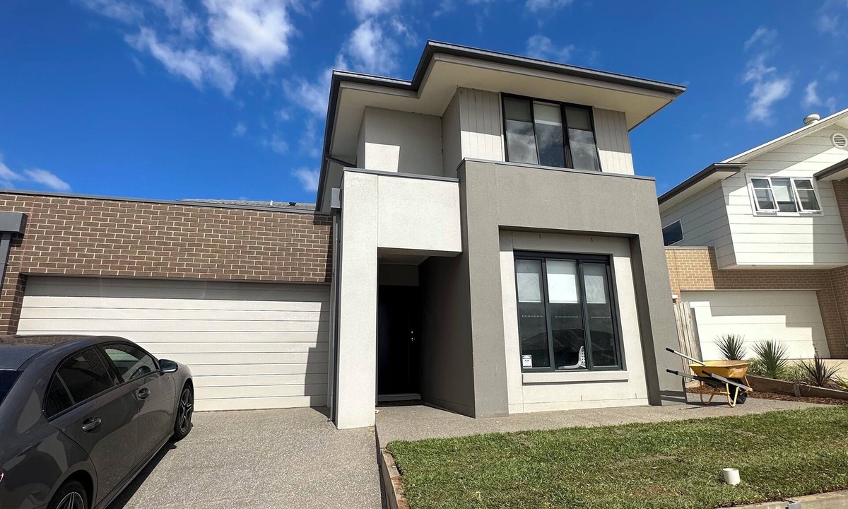 Mount Duneed House | Spacious Coastal Oasis - 10 min to Torquay, 10 min to Geelong !