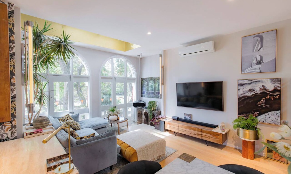 Fitzroy Apartment | Spacious Modern Apartment in the heart of Fitzroy