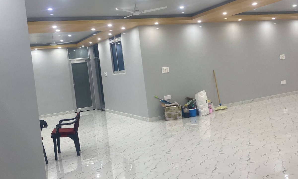 Bodh Gaya Hotel | Spacious Stay Near Bodh Gaya – AC Rooms, Lawn & Banquet Hall