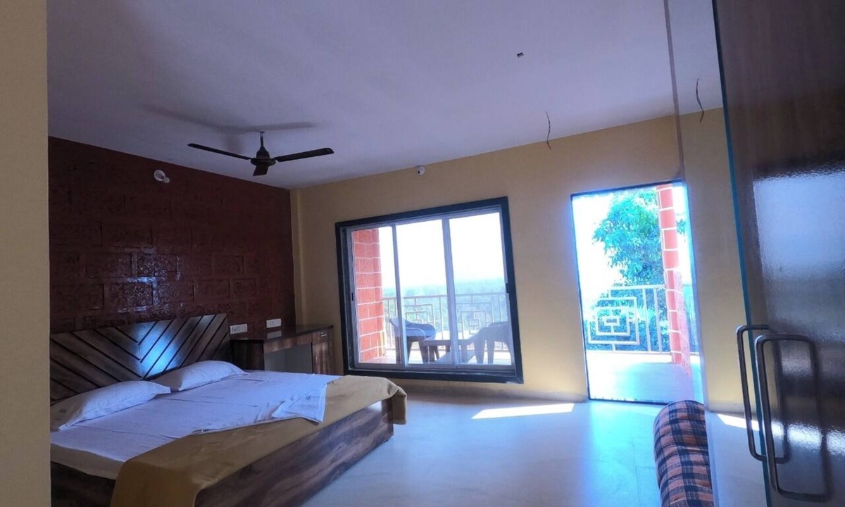 Murud Hotel | Spring Nature Stay
