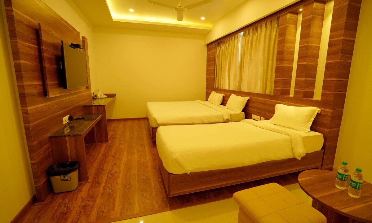 Tiruchanur Hotel | Springs Hotel