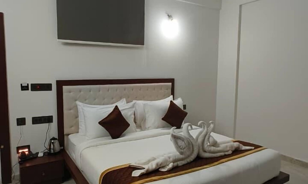 Attibele Hotel | Sree Brewery and kitchen