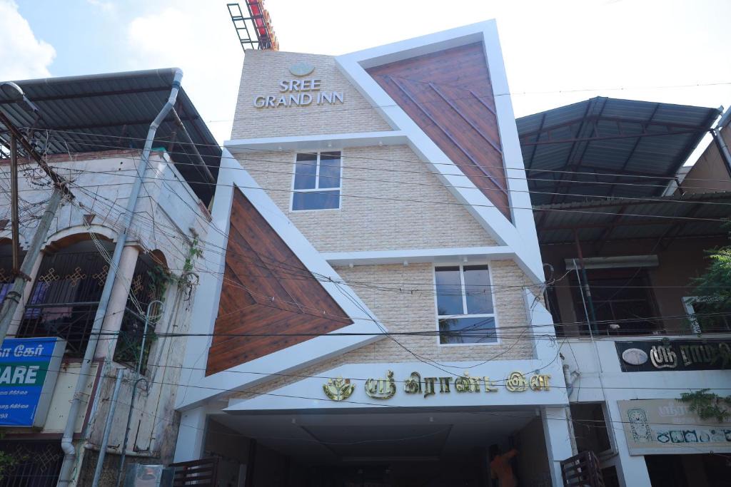 Kumbakonam Hotel | Sree Grand Inn