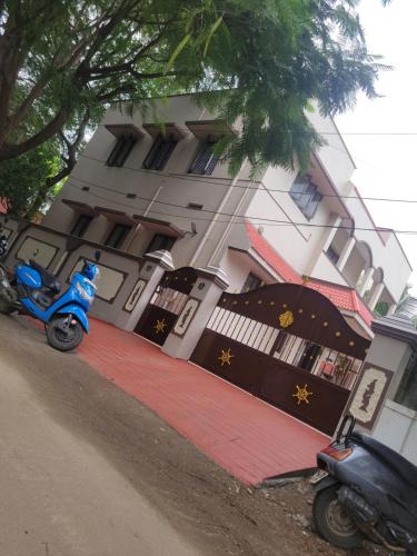 Coimbatore House | Sri Kamakshi Amman Home Stay