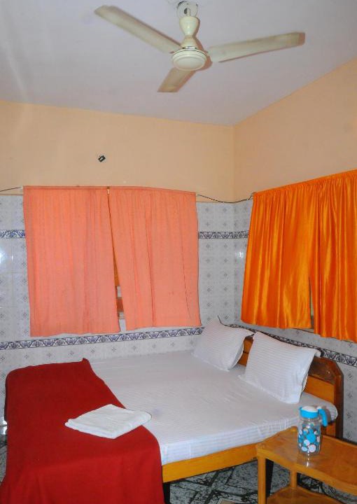 Srikalahasti Hotel | SRI KANYA RESIDENCY
