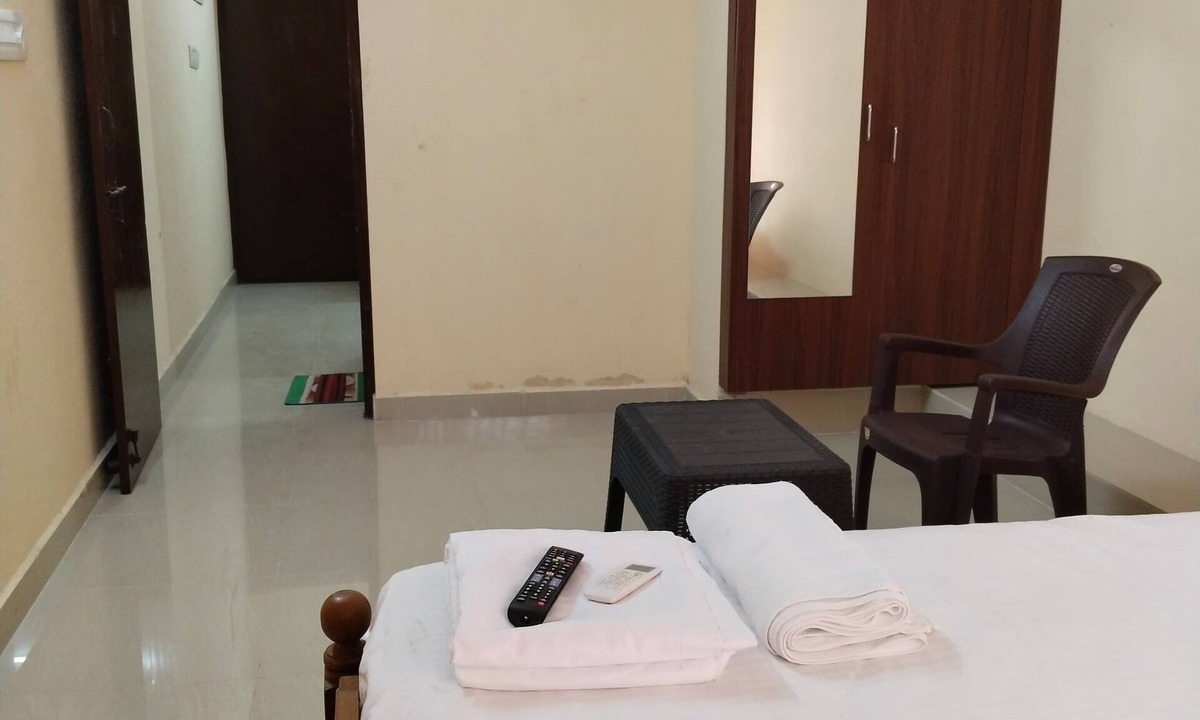 Chennai Hotel | SRINIVASA RESIDENCY INN