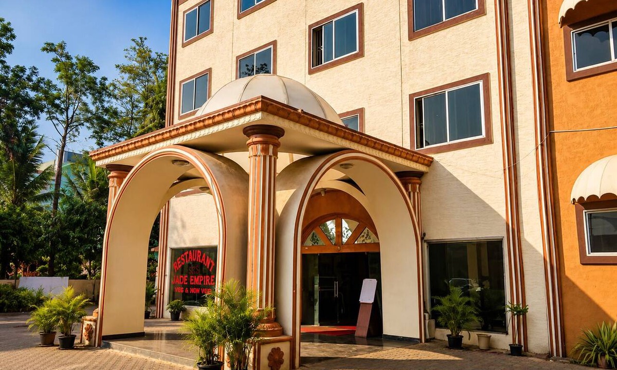 Bommasandra Hotel | SRS Jade Empire