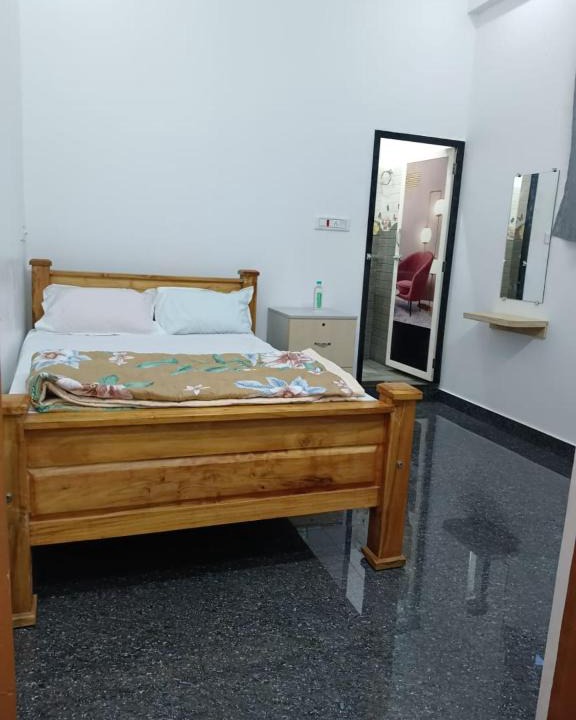 Sakleshpur Hotel | SS RESIDENCY
