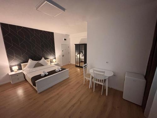 Craiova House | Stadium Side Rooms