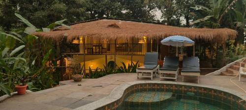 Siolim Villa | Standalone "Greek" Jungle House, walking distance to Thalassa and Boiler Maker