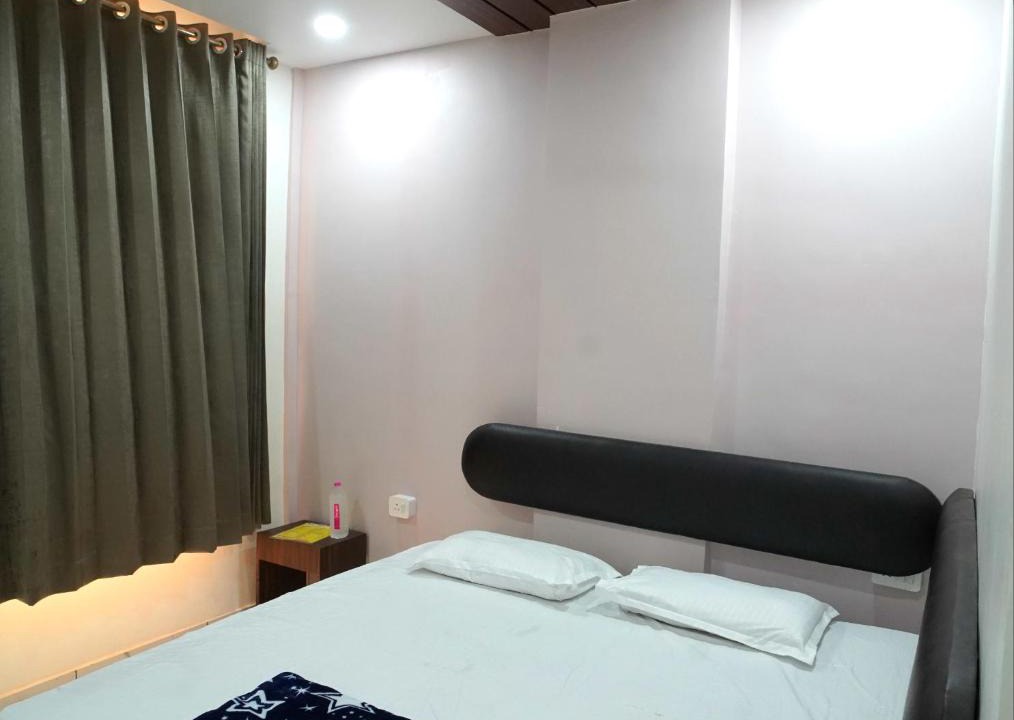 Godhra House | Stay Inn Rooms