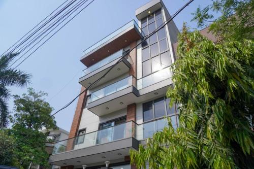 Sector 27 Hotel | Staybia Hotel and Service Apartments, Sector-27, Noida