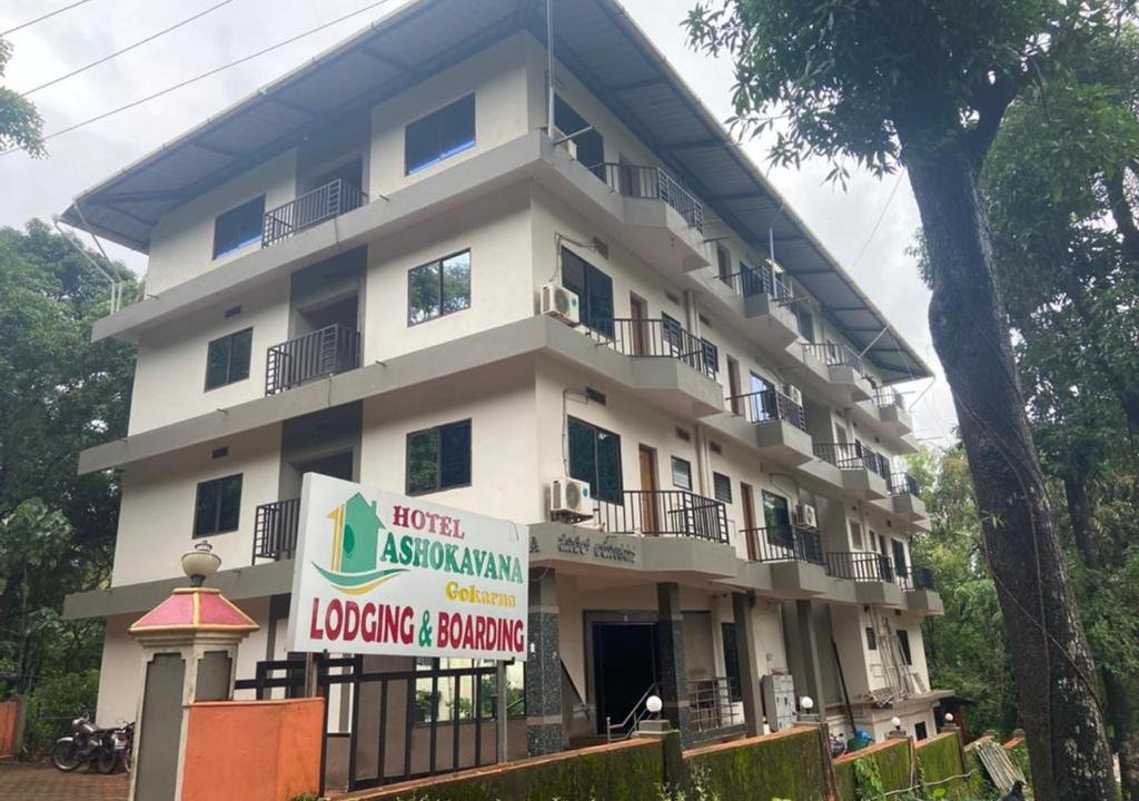 Gokarna Hotel | STAYMAKER Hotel Ashokavana