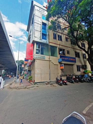 BTM Layout Hotel | STAYMAKER Vijay Residency