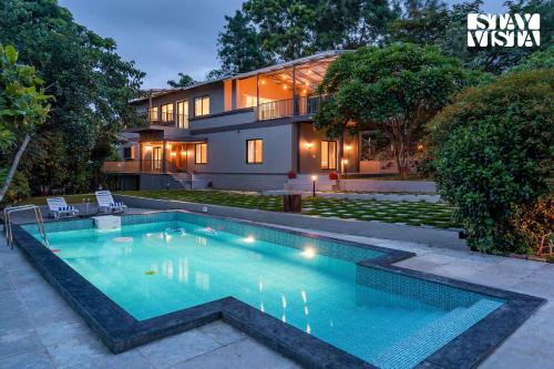 Nashik Villa | StayVista at Amber & Mist - Pool and Lawn